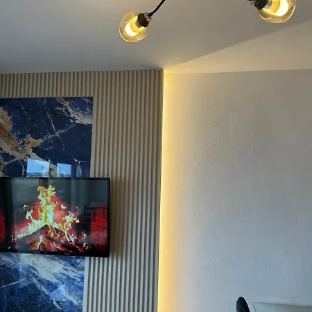 Front Superior Blue Marine * Durrës