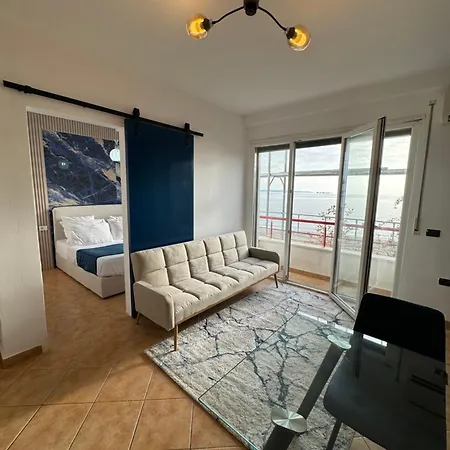 Front Superior Blue Marine * Durrës