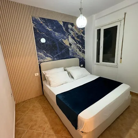 Front Superior Blue Marine Appartamento Durrës